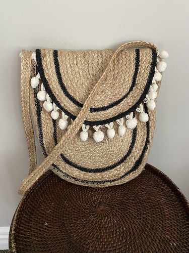 WORLD MARKET Jute Tote Bag Crossbody Bucket Style Market Beach Bag Carpet Bag