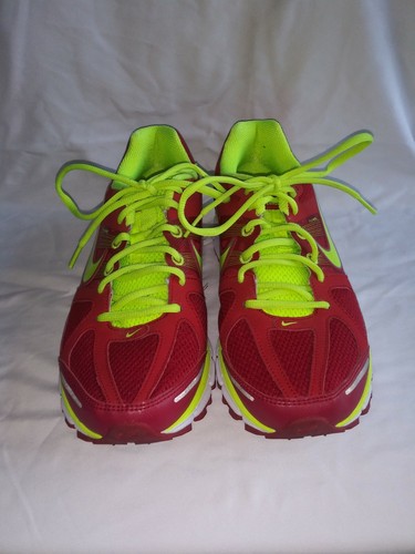 Nike Womens Shoes Red Neon Green Size 9