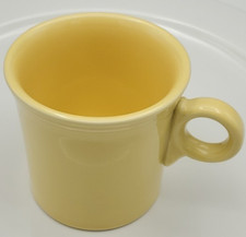 One Fiesta Fiestaware Yellow Coffee Mug Ring Handle HLC Big F no H Made in USA