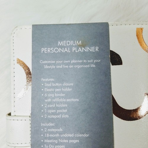 Kikki K Planner Diseño Estampado Dorado Cuero Blanco - Imagen 4 de 7