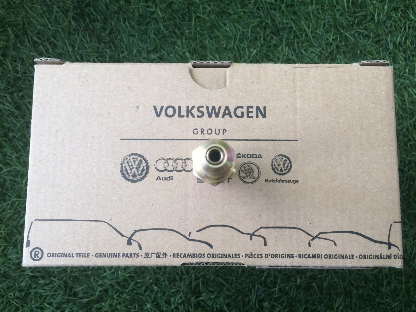 New Genuine OEM Audi RS4 S3 A3 VW 2.0 TFSI Fuel Pressure Return Valve