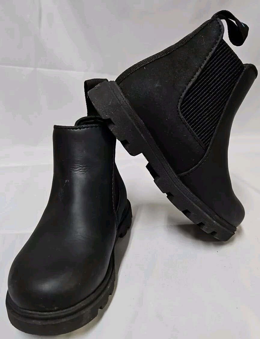 Native Unisex Kensington Treklite Chelsea Boots Size C9  display picture 1