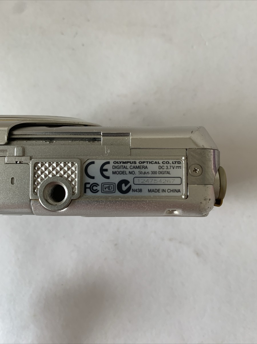 Olympus Stylus 300 3.2 MP Digital Camera Silver w/ Battery AS IS