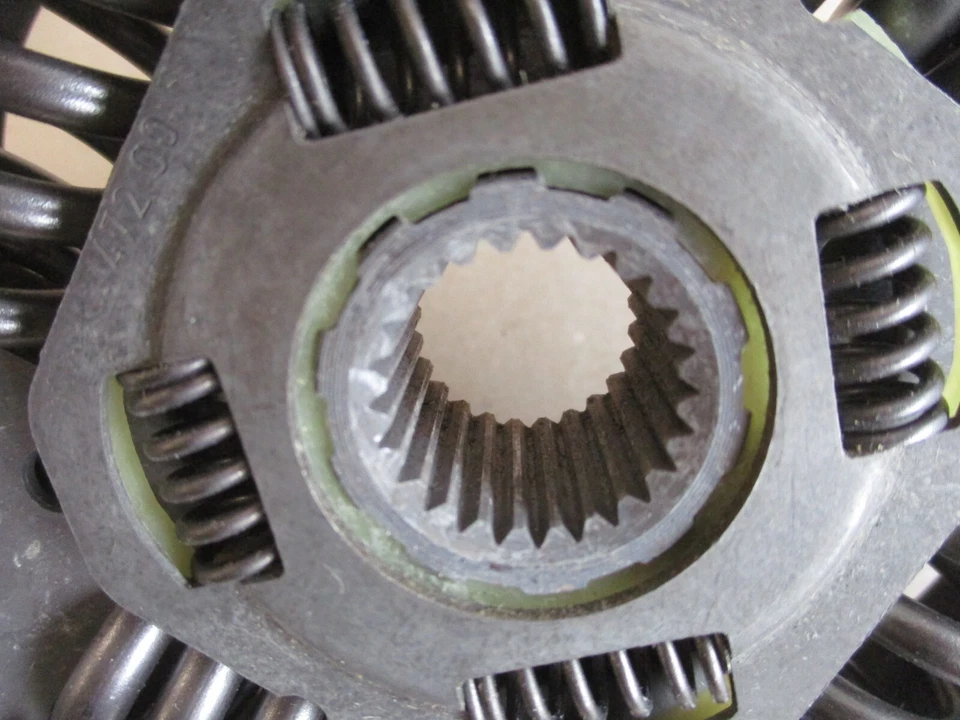 Opel Ascona C Kadett E 1.8 2.0 GTE GSI Kupplungsscheibe Ø215mm Clutch Disc NEU - Bild 4 von 4