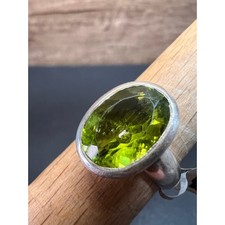 NEW size 7.5 oval cut peridot sterling silver ring 5.72 grams