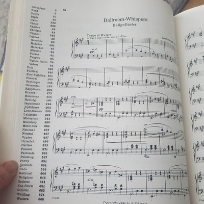 Motion Picture Moods for Pianists and Organists Erno Rapee HC 1974