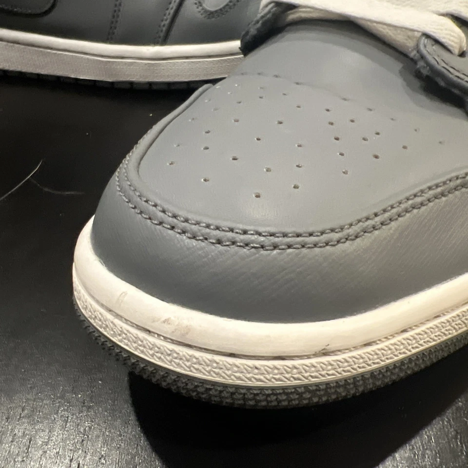 - Air Jordan 1 Mid Cool Grey. Size 11.5 554724-014 - Image 3 of 4