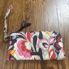 Vera Bradley RFID Zip Around Wristlet Wallet Navy Pink Floral Quilted ID Window