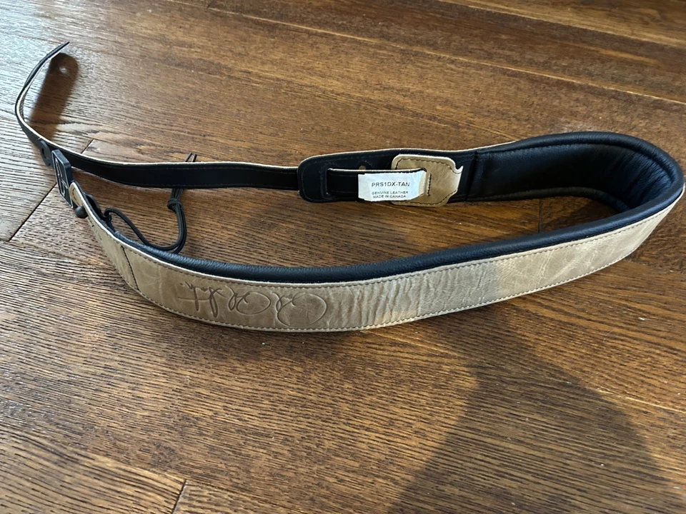 Correa de guitarra PRS 3" acolchada de cuero con firma - arenisca/negro Foto 2 de 4