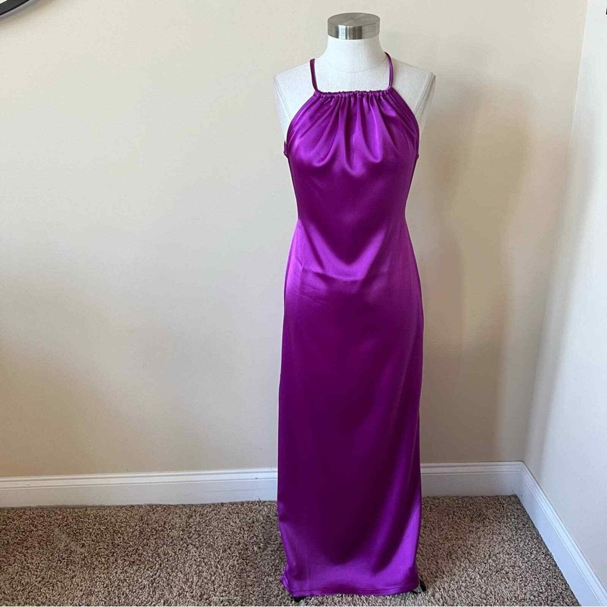 delta purple dress get ready with me for work! Flight attendant edition! I absolutely love my purple dress! #getdressedwithme #grwm #deltaflightattendant #worklife