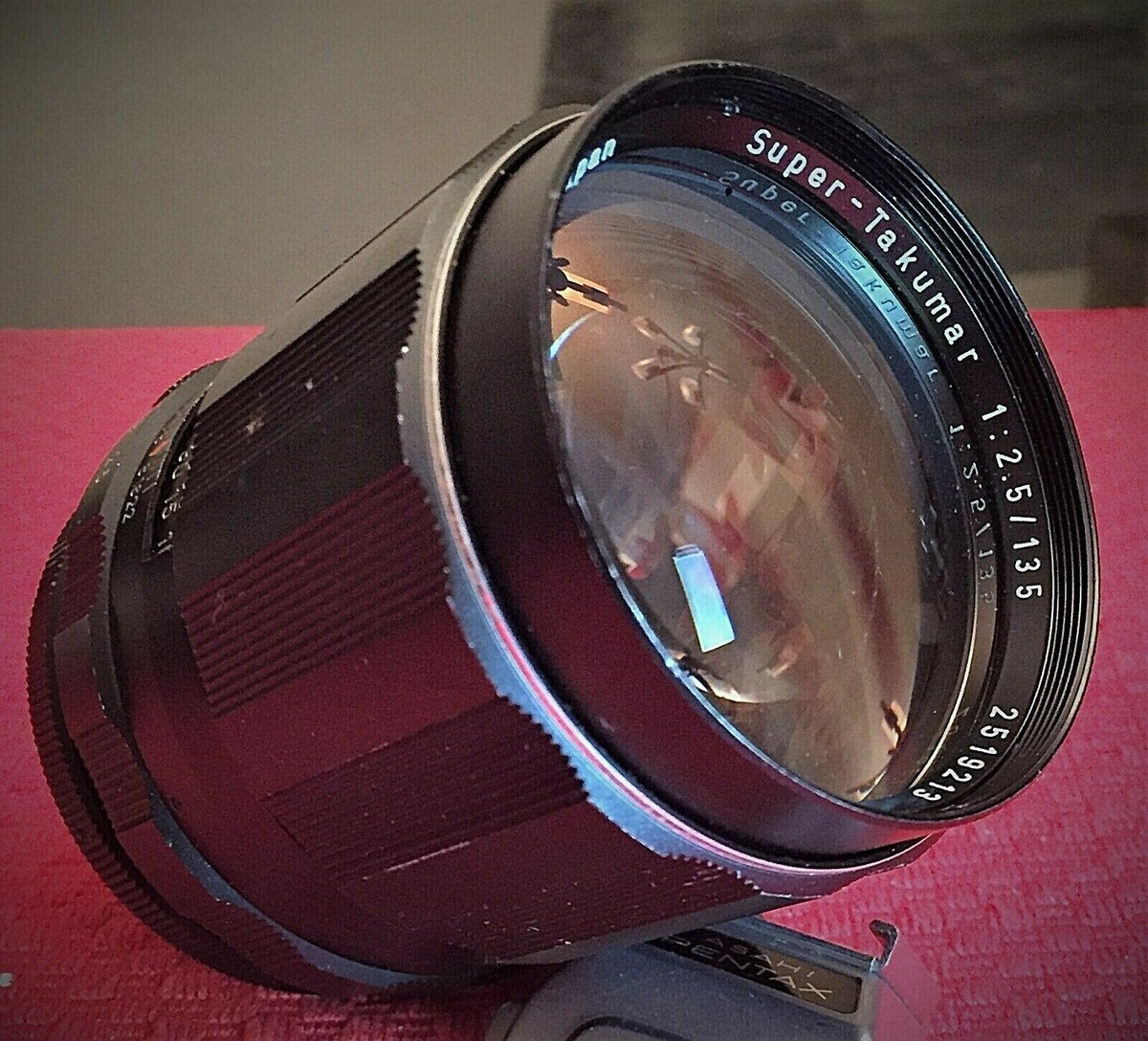 ASAHI F/2.5 135MM SUPER TAKUMAR TELEPHOTO LENS FOR M42 PENTAX