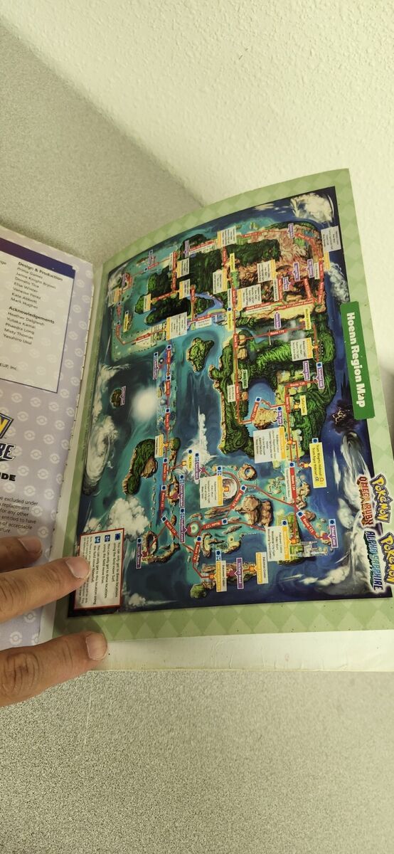 Pokedex Pokémon Omega Ruby and Pokémon Alpha Sapphire No Hoenn Region  Poster Map