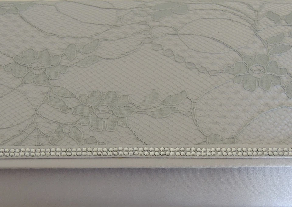 Sac de soirée avec dentelle et rivière de strass argenté - Photo 3/4