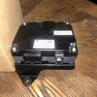 Genuine GM Accessory AC and DC Power Control Module with Bracket 86588245