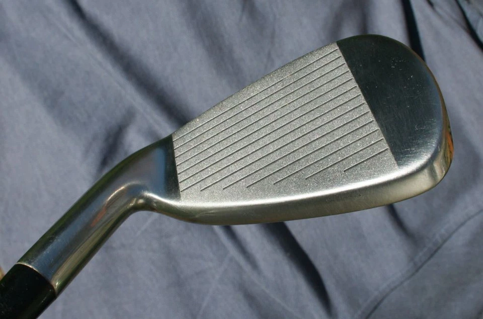 Tommy Armour Royal Scot # 5 Iron Graphite Shaft - Image 2 of 4