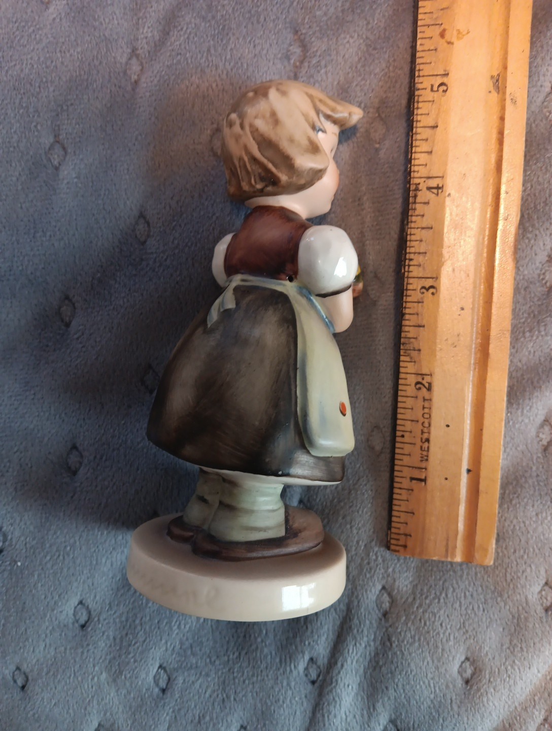 Vintage Hummel Goebel "For Mother" #257 W Germany Tmk 4  5" tall