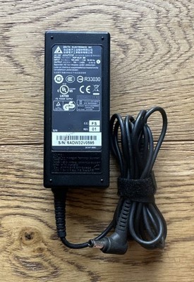 Delta 65W AC Adapter ADP-65JH BB Netzteil 19V 3,42A mit UK Stromkabel