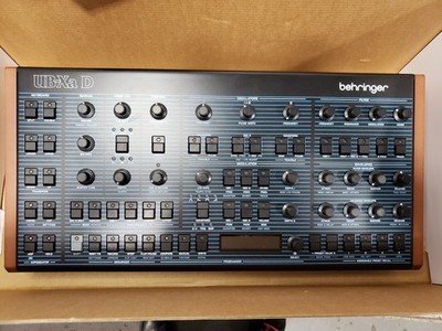 Behringer UB-Xa D 16-voice Multi-timbral Poly Analog Synthesizer - defective