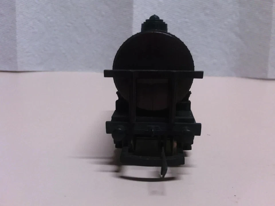 Hornby Railways Fothergill Brothers 12 Ton Tank Tanker R6569 OO (No Cables) - Image 3 of 4