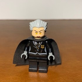 Lego Harry Potter Madame Hooch Minifigure Light Nougat Head hp106 from 2010