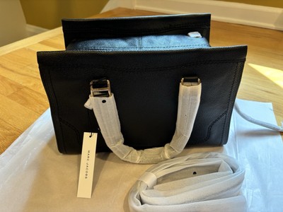 Marc Jacobs M0015021 Pebbled Leather Handbag with Sling - Black 
