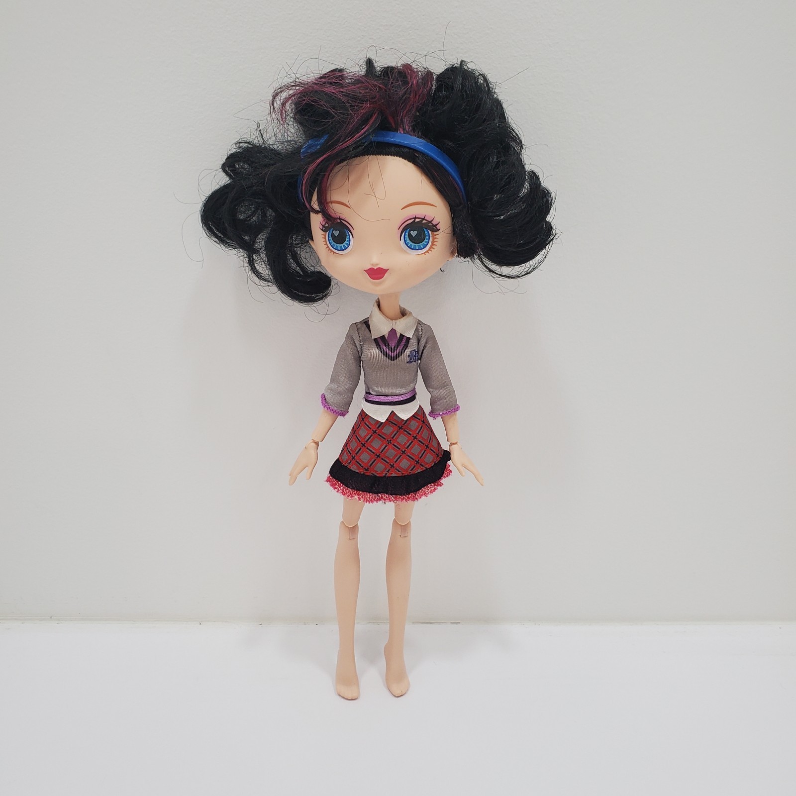 KUU KUU Hara Juku Doll 12"  Love Decorate Doll Red Skirt 