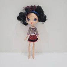 KUU KUU Hara Juku Doll 12"  Love Decorate Doll Red Skirt 