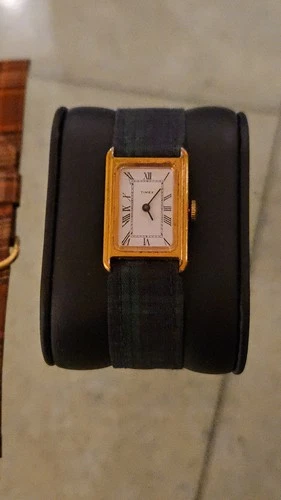 Vintage Timex 1976 Lexington Reissue Hand-wind!