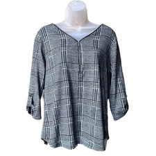 Naif Women's Black Plaid Zip Front Top Sz Large 3/4 Sleeves V Neck Dark Academia