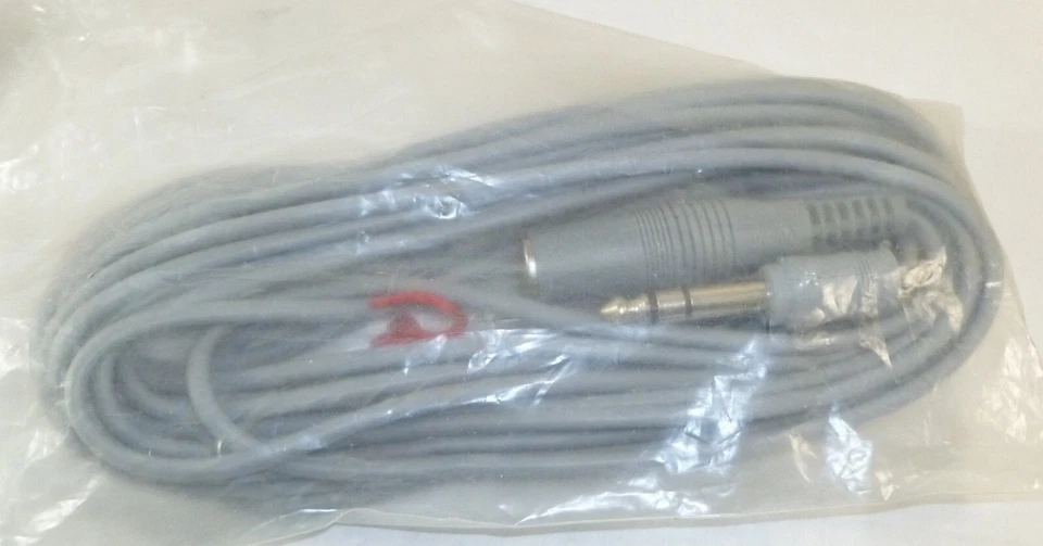 Cable de extensión de auriculares estéreo Realistic RadioShack de 20 pies 42-2442 - De colección Foto 4 de 4