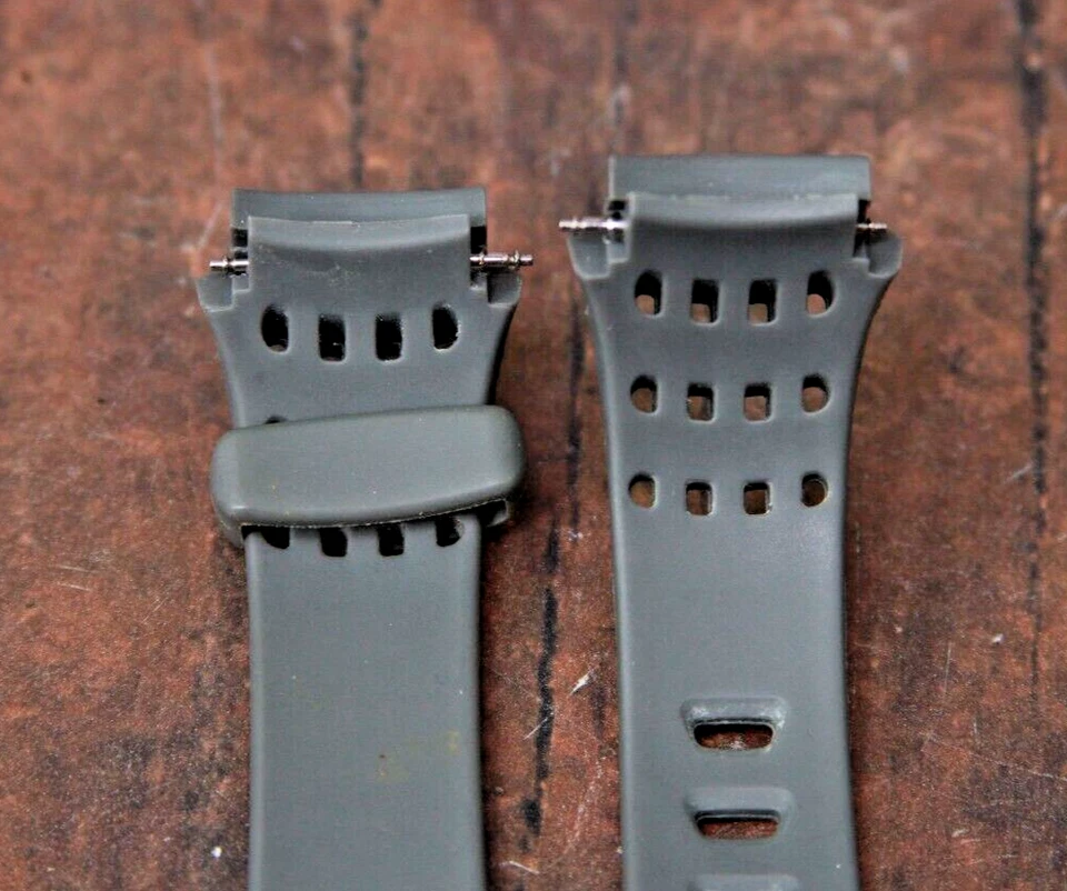 Reloj Timex Monitor de Ritmo Cardíaco T5G981 Deportivo Bisel Plateado Banda Gris ¡Funciona! Foto 4 de 4