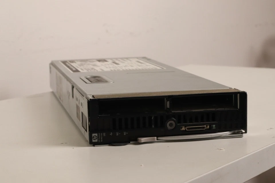 HP Compaq ProLiant BL465c 2214 HE 2.2 GHz Server 403434-B21 - Image 3 of 4