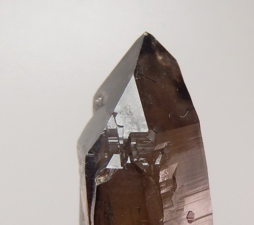 SMOKY QUARTZ - well formed crystal !!! +++ CHINA - Fujian - Tongbei /pj460 - Picture 4 of 13