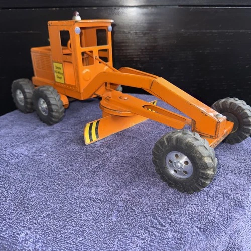VINTAGE TONKA 1957 STATE HI WAY DEPARTMENT ROAD GRADER ORIGINAL PAINT, DECALS