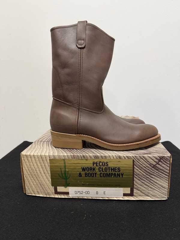 RARE DEAD STOCK NIB ~ Red Wing Shoes 752 Chemigum Sole Pecos Work Boots 8 E