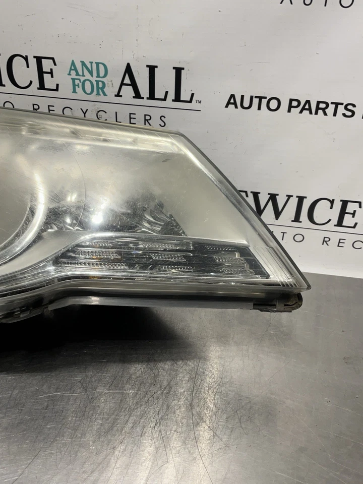 Faro halógeno pasajero derecho Volkswagen Routan 2009-2014 OEM Foto 4 de 4