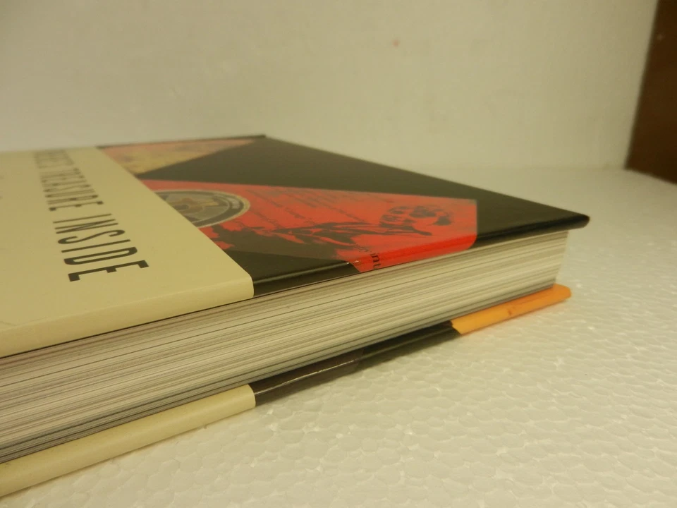 There's Treasure Inside: A Treasure Hunt by Jon Collins-Black Hardback IN HAND Foto 2 de 4