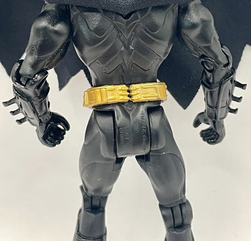 BATMAN Begins Battle Gear 5.5" DC Figure 2005 Action Figure - Picture 16 of 21