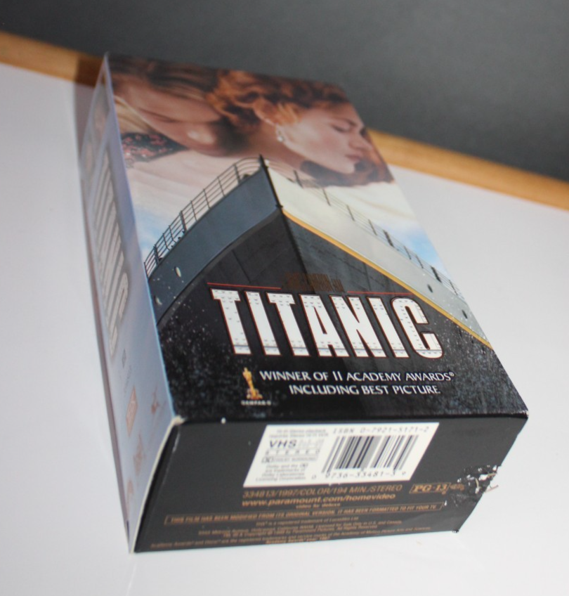 Titanic 2 Tape 1997 Vintage VHS Movie Leonardo DiCaprio Kate
