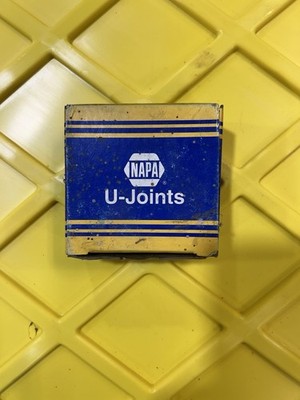 NAPA new/old stock heavy duty u-joint # 434