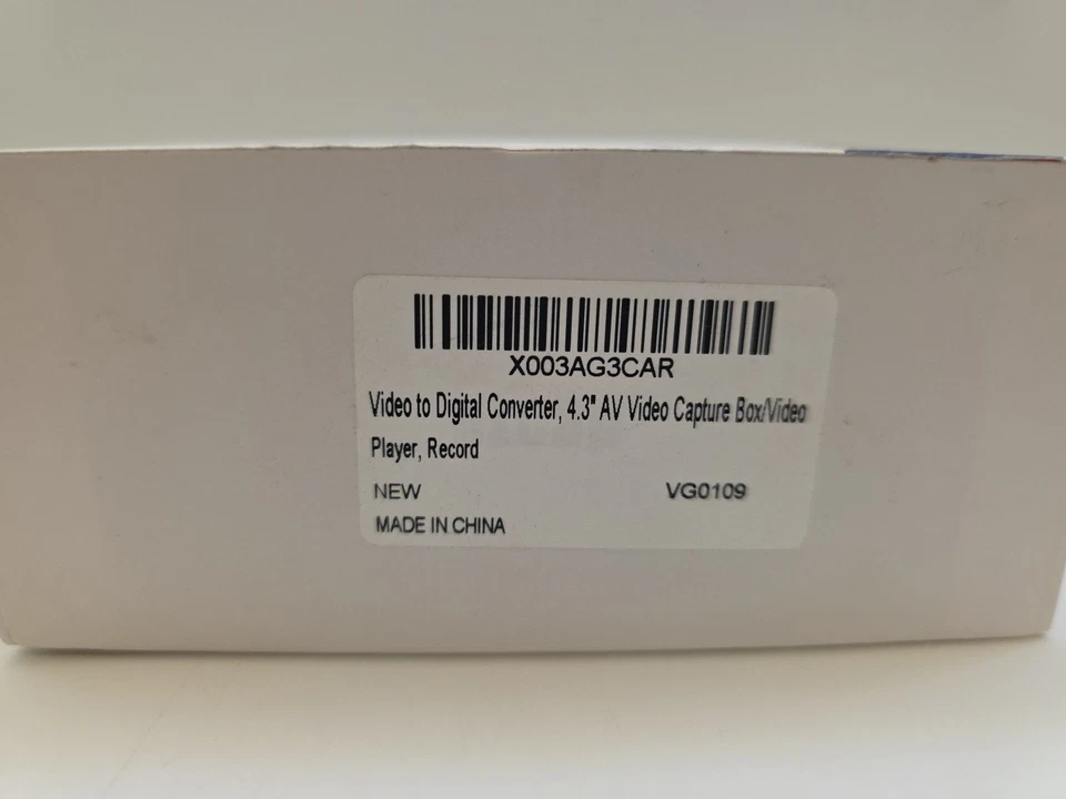 MYPIN Video to Digital Converter 4.3" AV Video Capture Box/Video Player  - Image 4 of 4