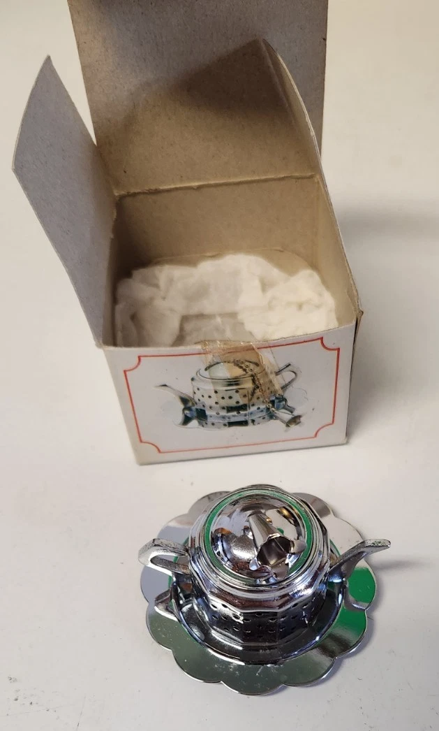 Vintage Knobler # 813 Boxed Mini Teapot Kettle w Drip Tray Tea infuser/strainer