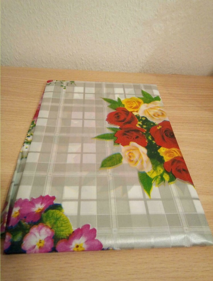 NEU !!! 3er Set Tischdecken abwaschbar in 3 Farben, Partytischdecke