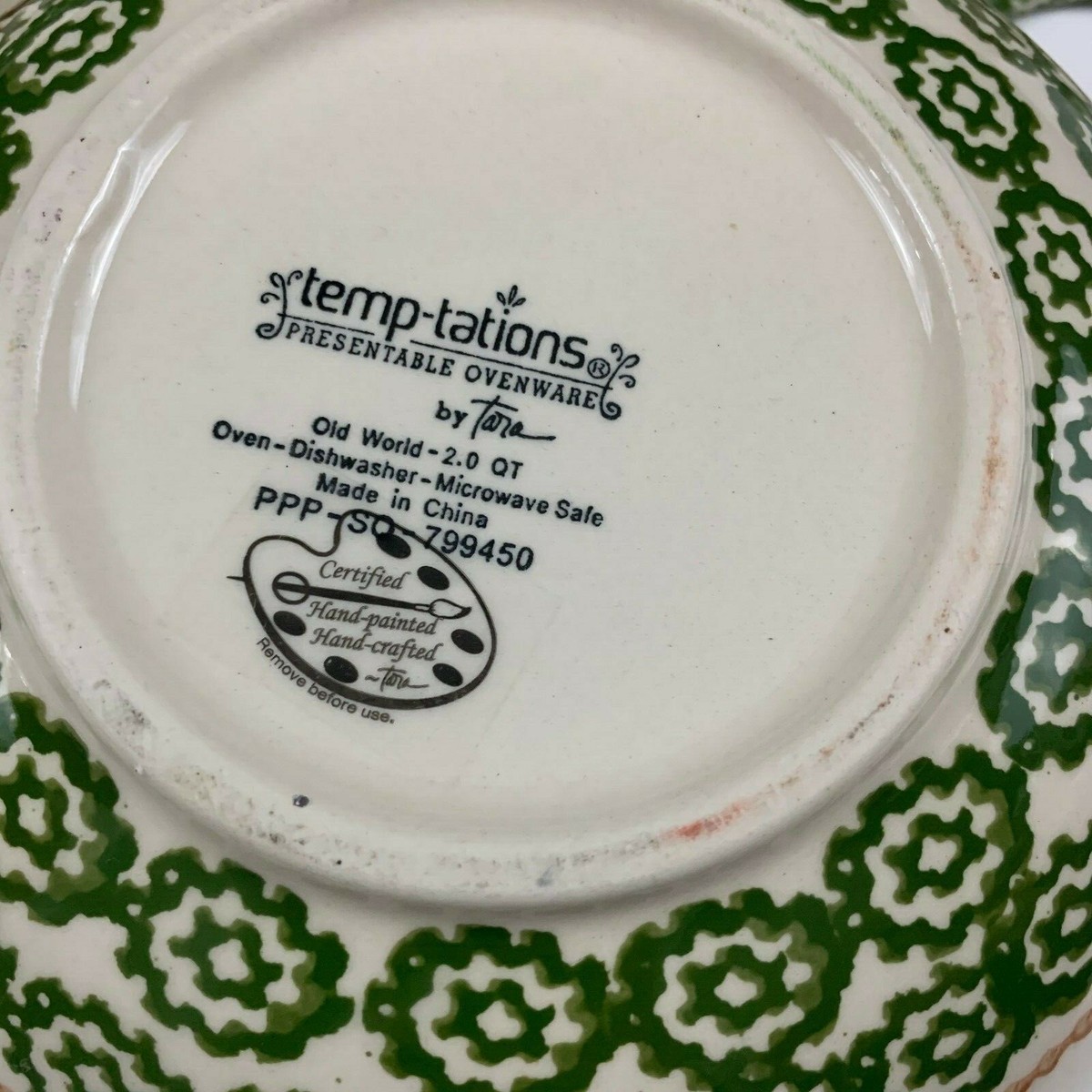 Set Of 3 Temptations By Tara Old World Holiday Scalloped Nesting