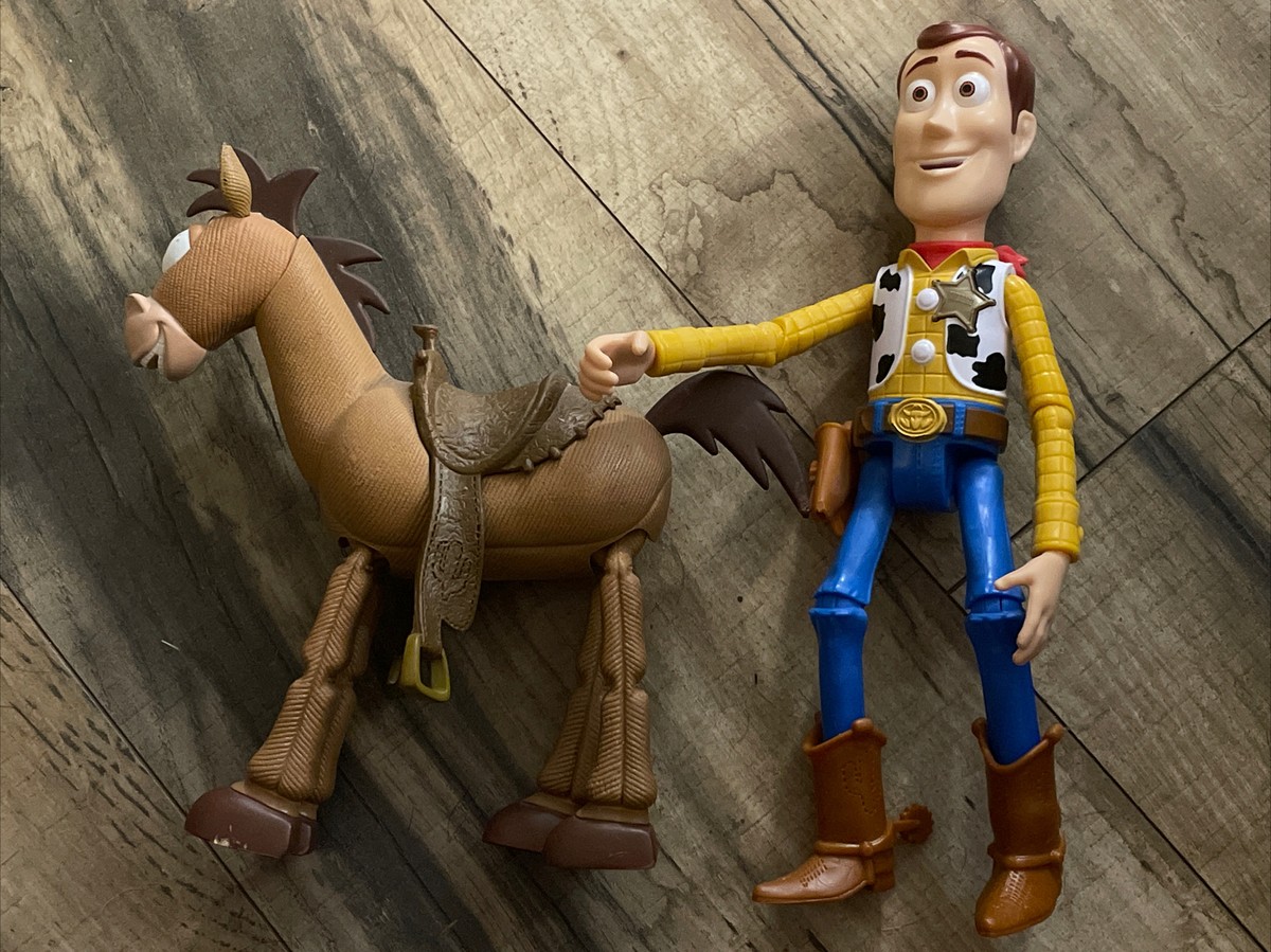 Toy Story 4 Bullseye フィギュア Amazon.com: Toy Story 4
