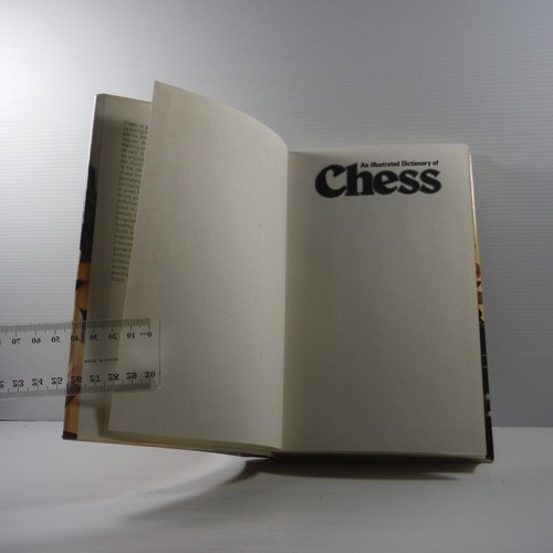 Chess An Illustrated Dictionary by Edward R Brace 1989 HB DJ Book illustrated - Picture 7 of 18