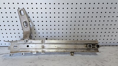 BMW X1 F48 2016-2020 FRONT BUMPER RIGHT BOTTOM ADAPTER 7368482