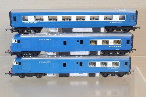 LOT DE 3 VOITURES LOCOMOTIVE DIESEL TRIANG HORNBY R555 BR BLEU PULLMAN CLASSE 251 DMU OM - Photo 3 sur 12