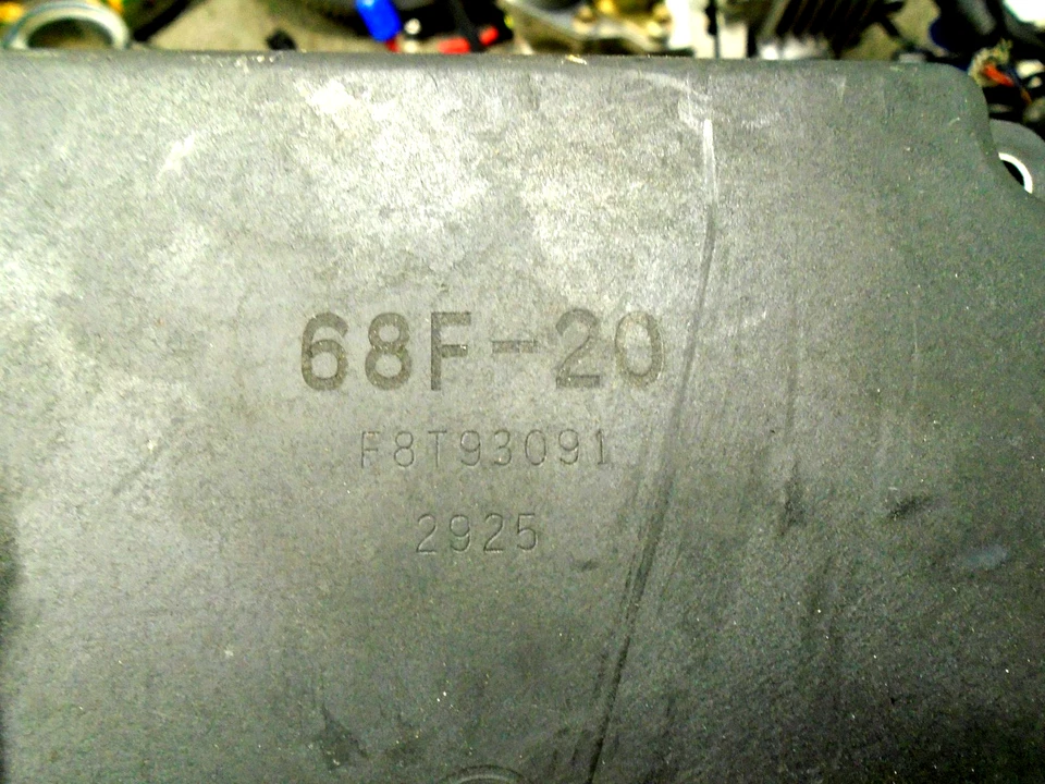 2003 YAMAHA CONTROL UNIT ECU 68F-8591A-20-00 YAMAHA OUTBOARD LZ200 2.6L 200 HP - Image 2 of 4