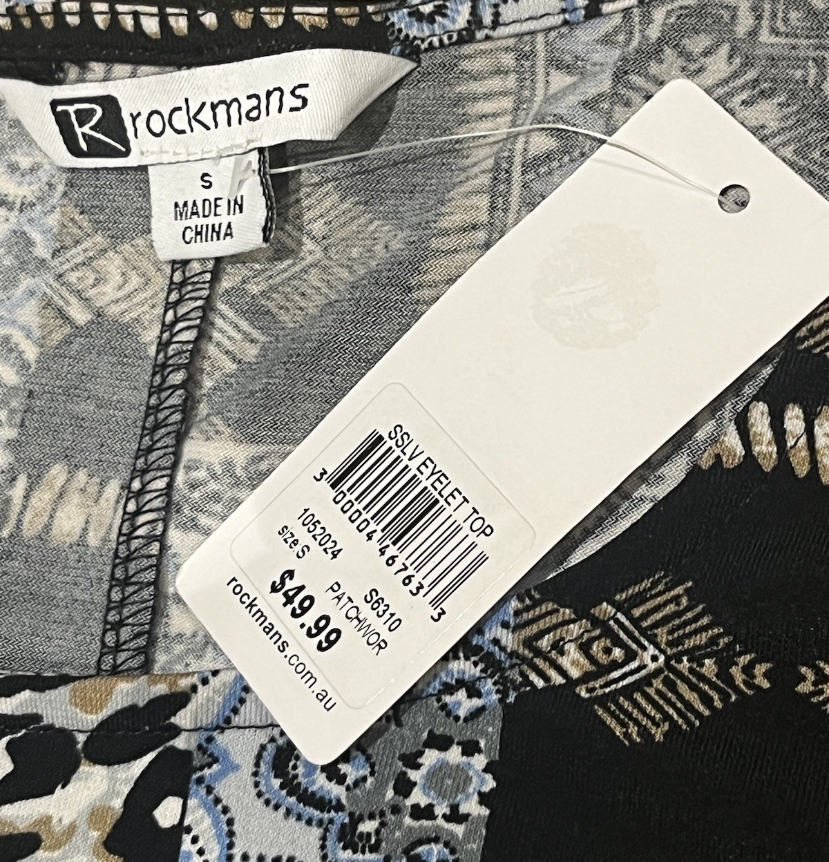 ROCKMANS Patchwork Print Eyelet Split Sleeve Cold… - image 16